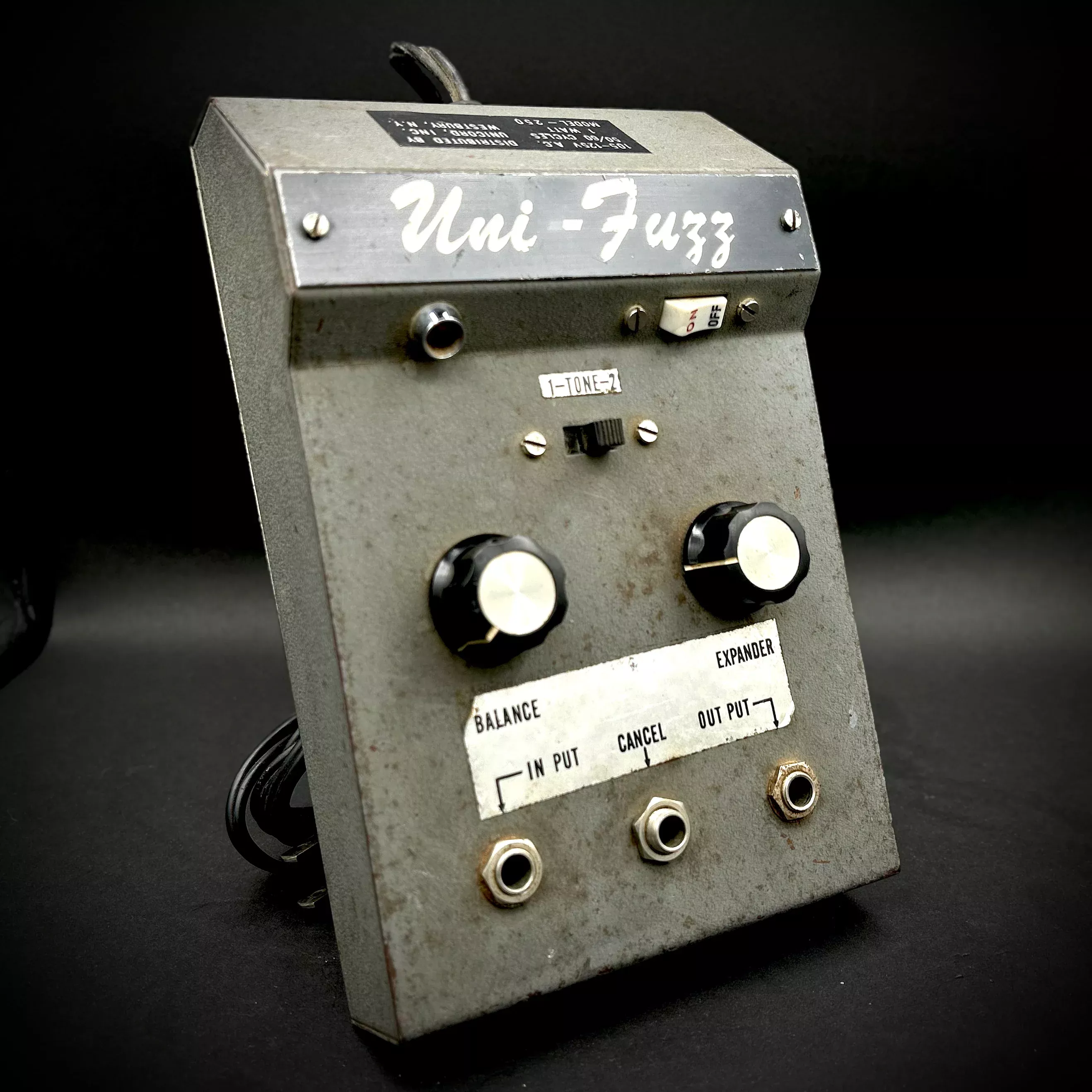 1960-s-shin-ei-univox-uni-fuzz-model-250-used-vintage 1960’s Shin-Ei/Univox Uni-Fuzz Model 250 (USED/VINTAGE)