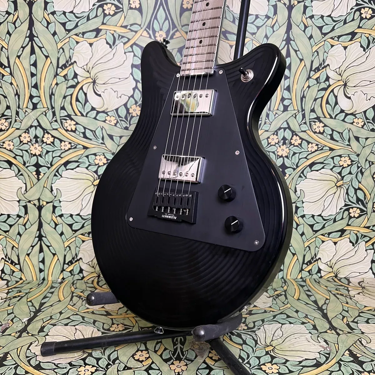 aluminati-nebula-dx-black Aluminati Nebula DX Black