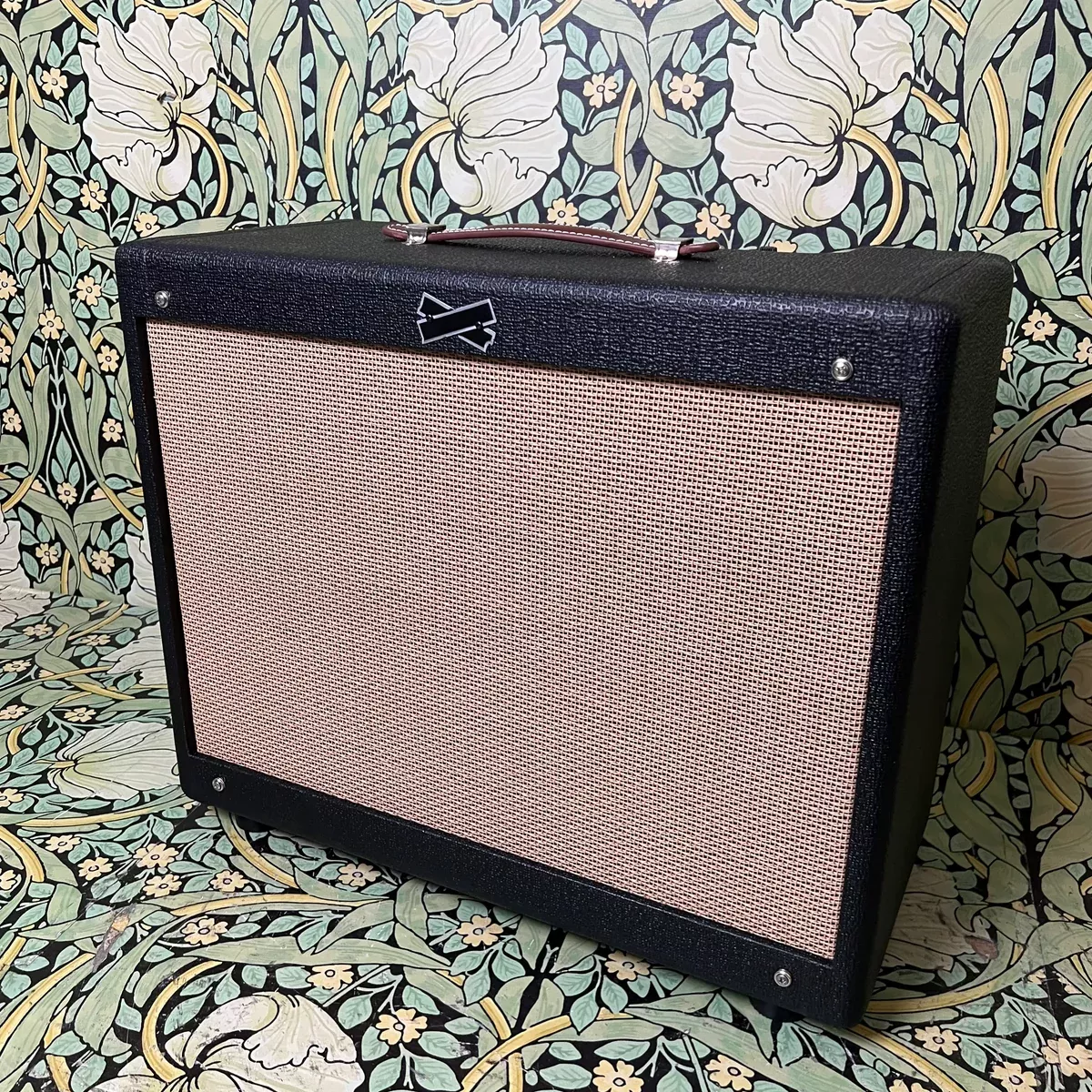 black-tape-amplifiers-bootlegger-1x12-combo-amp Black Tape Amplifiers Bootlegger 1x12 Combo Amp