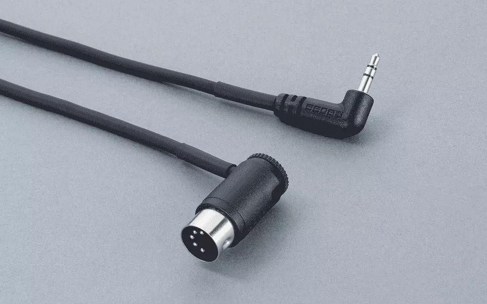 Boss BMIDI-1-35 MIDI Cable