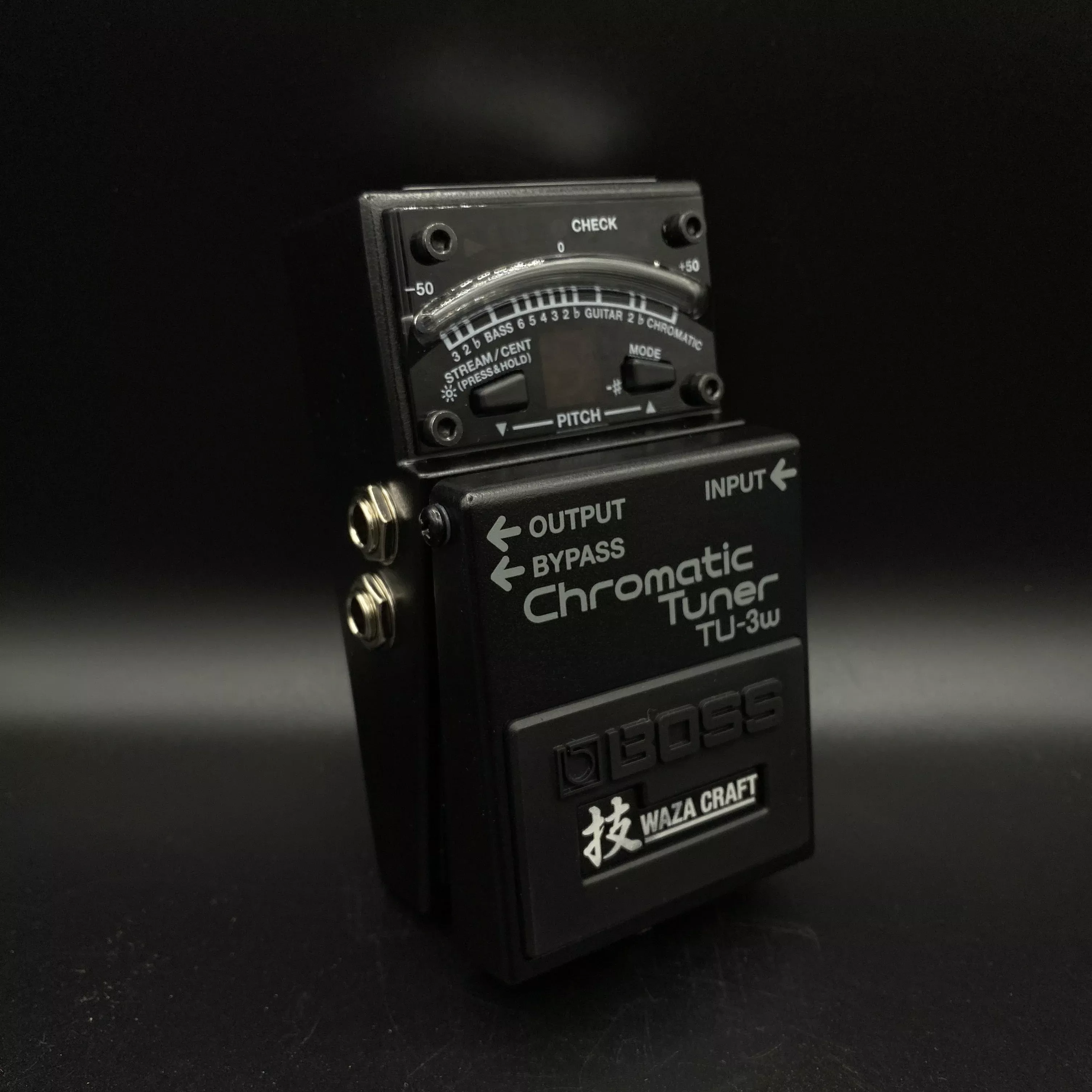 boss-tu-3w-chromatic-tuner-waza-craft Boss TU-3w Chromatic Tuner Waza Craft