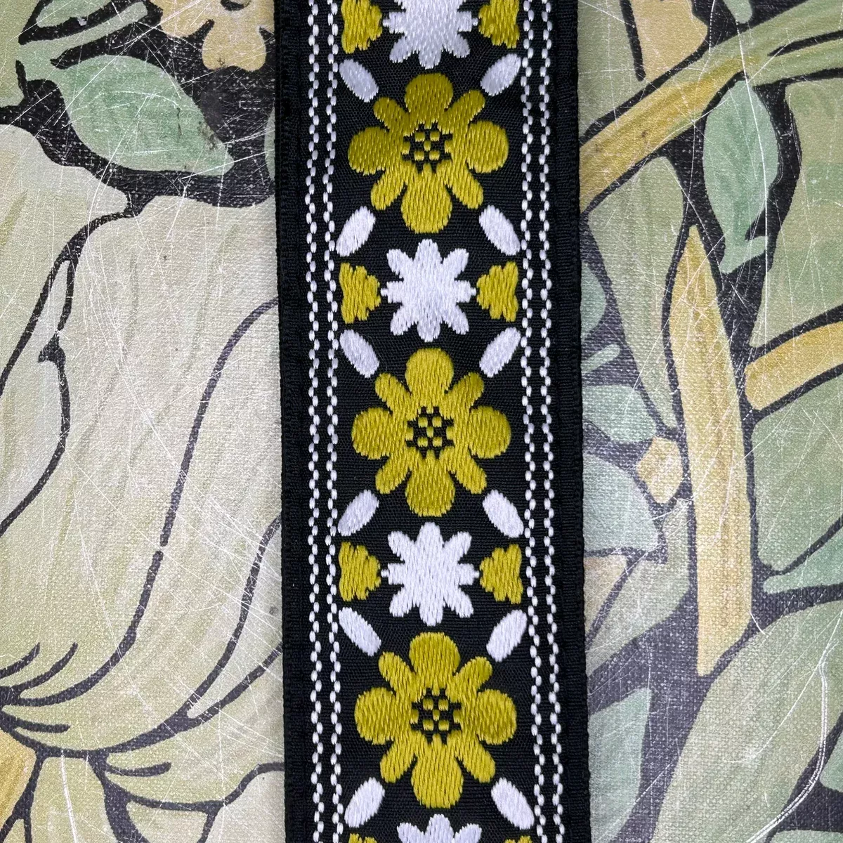d-addario-john-lennon-rooftop-jacquard-guitar-strap D'Addario John Lennon Rooftop Jacquard Guitar Strap