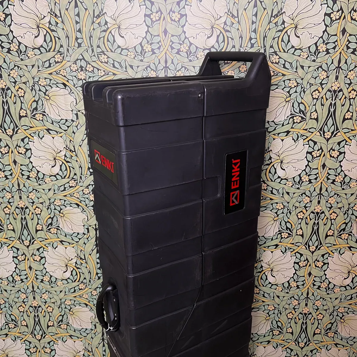 enki-amg-2-dual-road-case Enki AMG-2 Dual Road Case