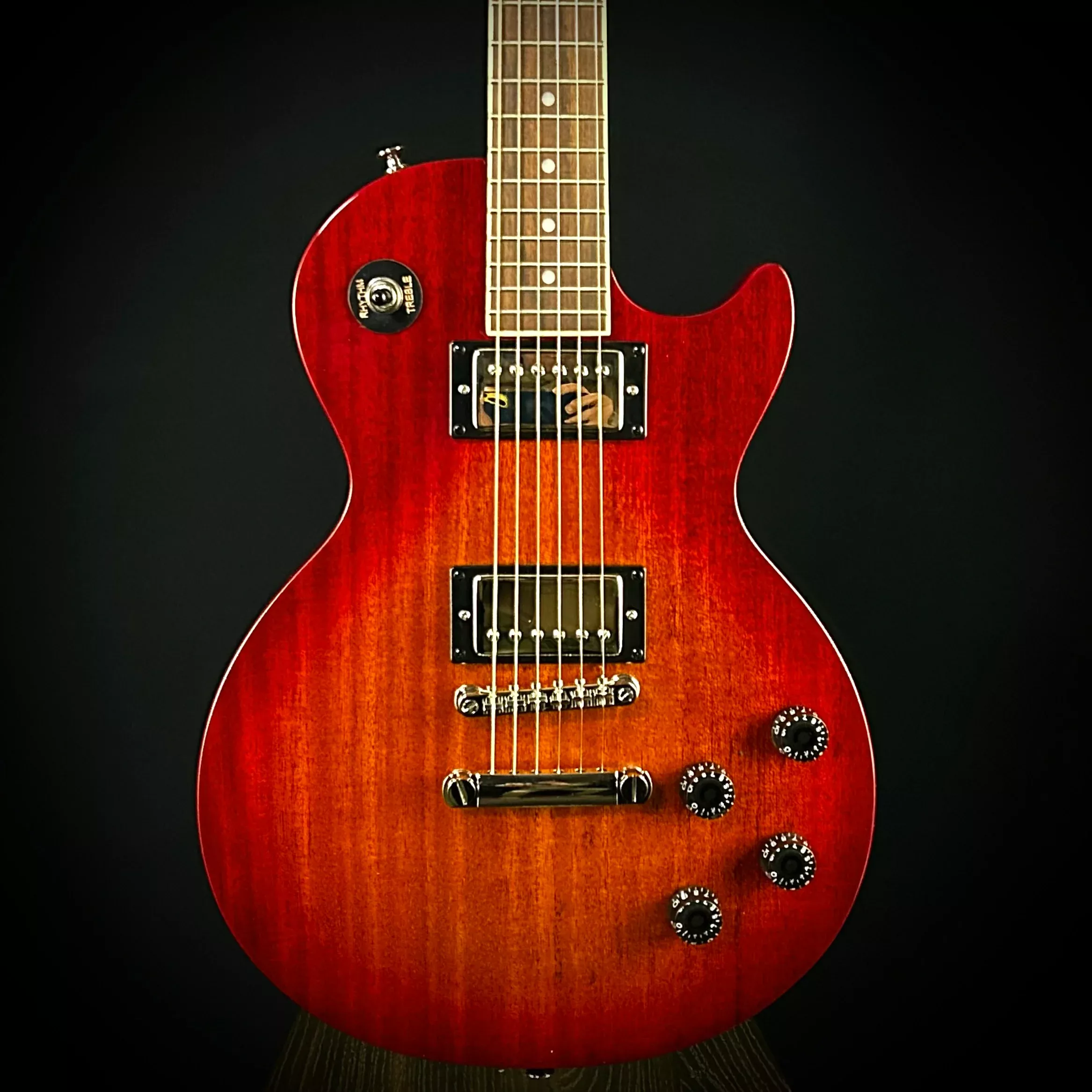 epiphone-les-paul-tribute-heritage-cherry-sunburst Epiphone Les Paul Tribute Heritage Cherry Sunburst