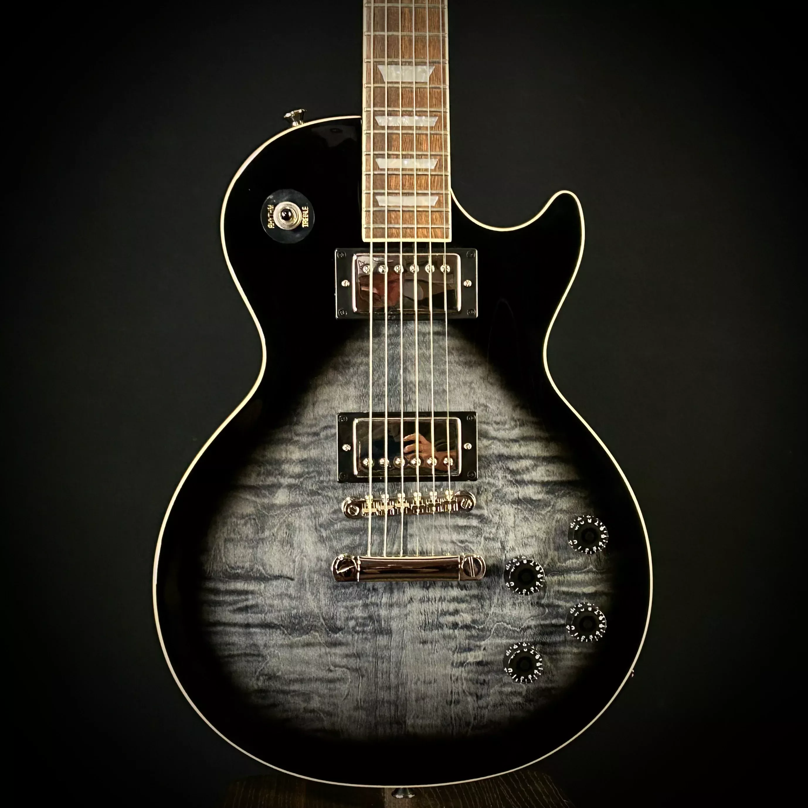 epiphone-les-paul-tribute-plus Epiphone Les Paul Tribute Plus