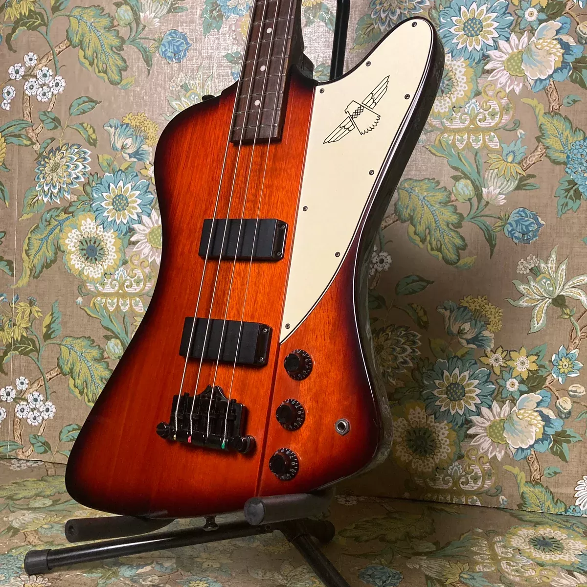 epiphone-thunderbird-bass-vintage-sunburst-2010 Epiphone Thunderbird Bass Vintage Sunburst 2010