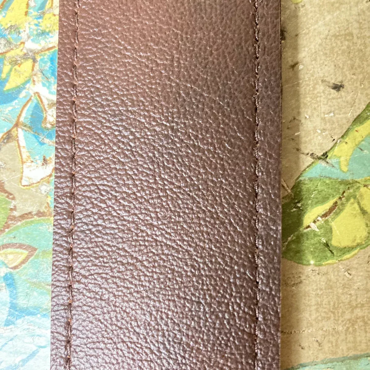 ernie-ball-italian-leather-straps Ernie Ball Italian Leather Straps