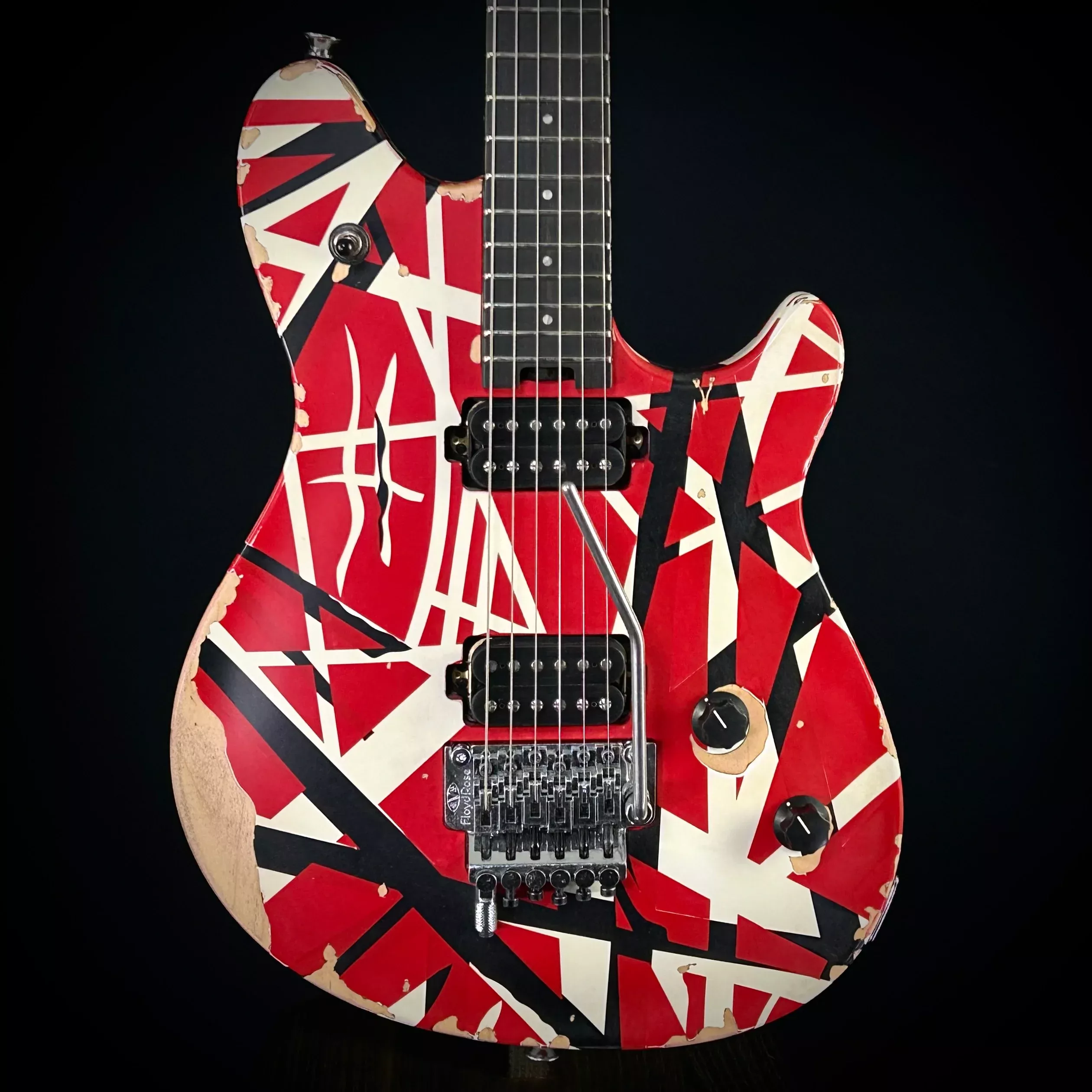 EVH Limited Edition Wolfgang Special Striped Series Aged