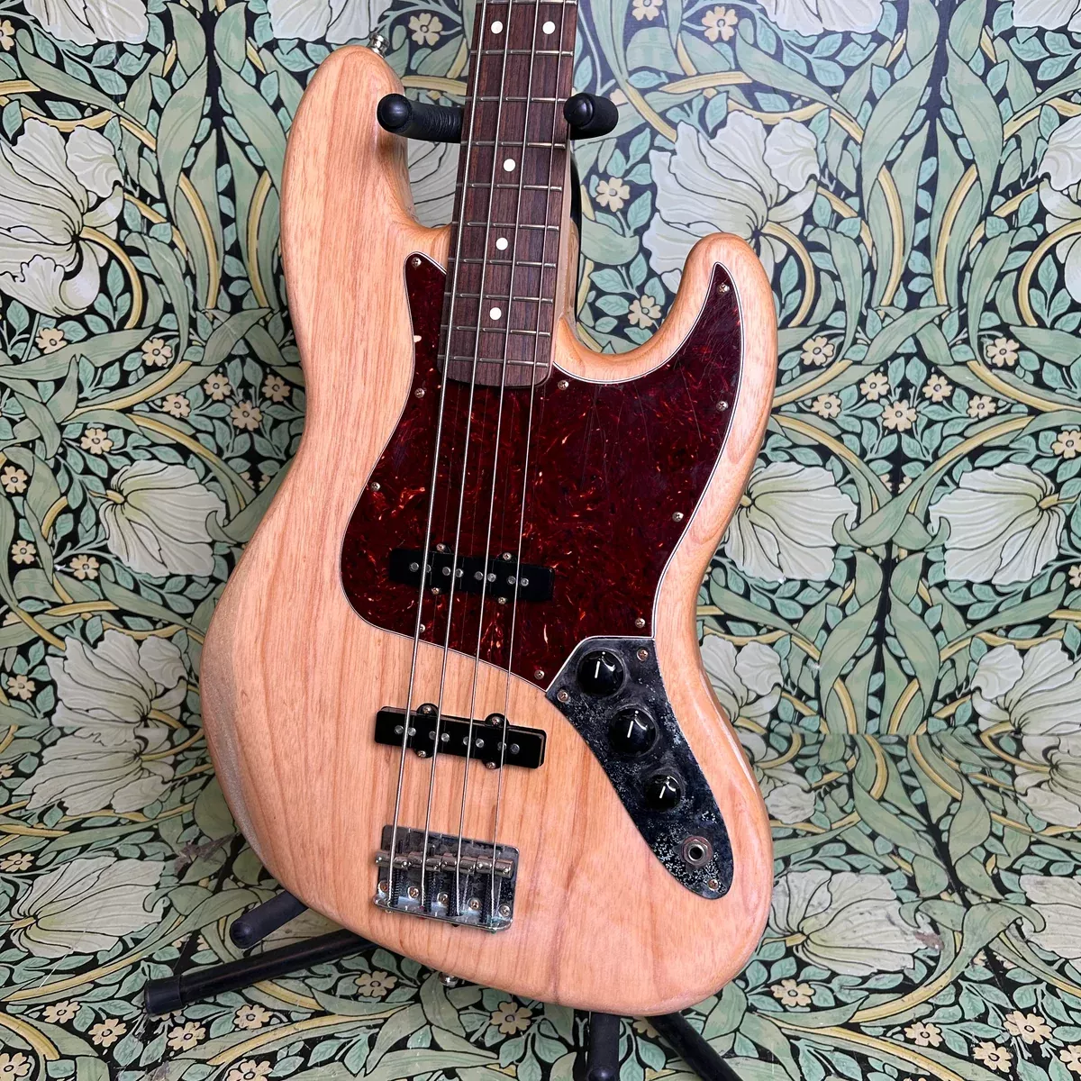 Fender FSR Deluxe Jazz Bass 2015