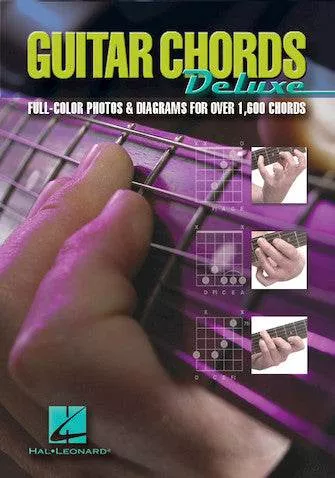 HAL LEONARD HL00695825 Guitar Chords Deluxe