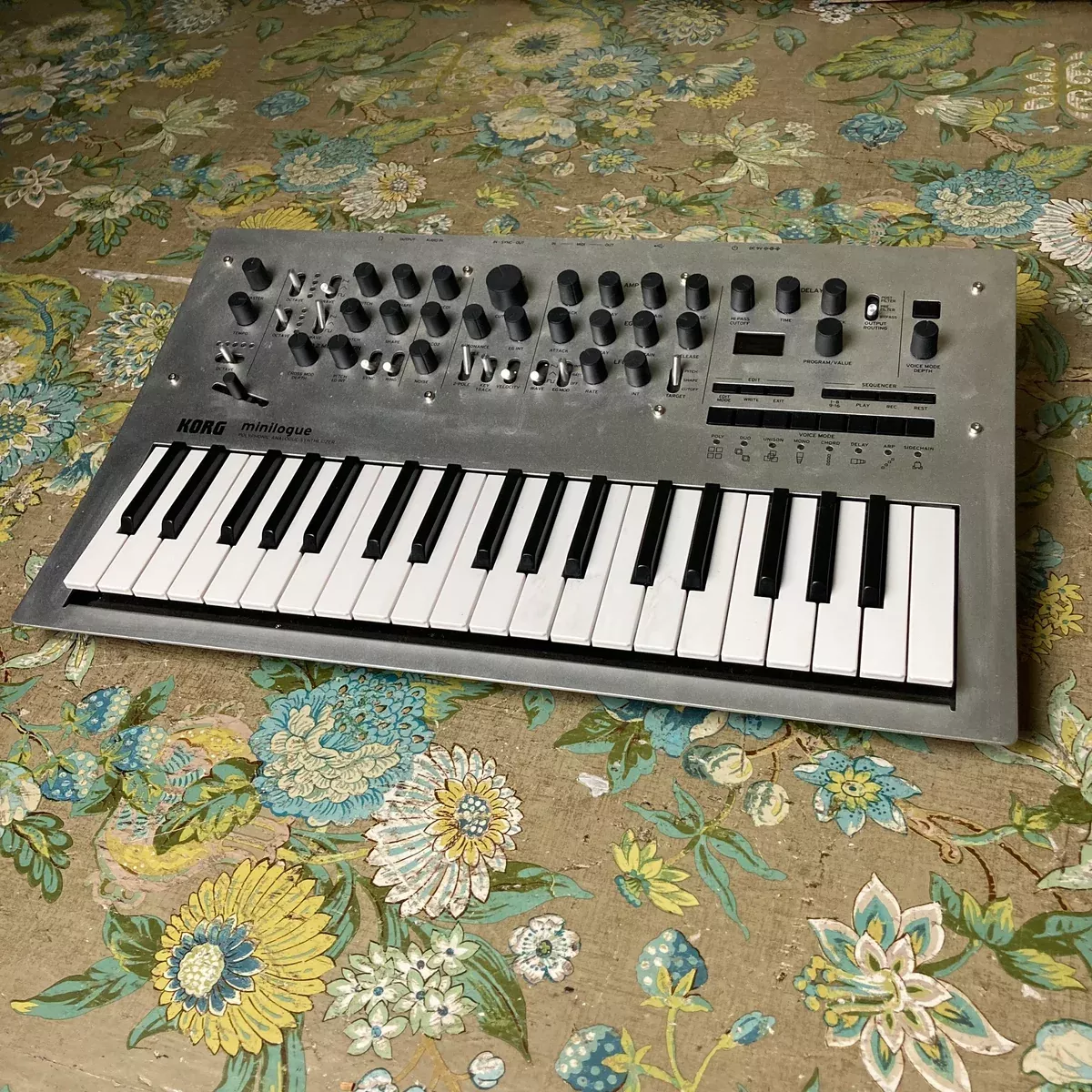 Korg Minilogue