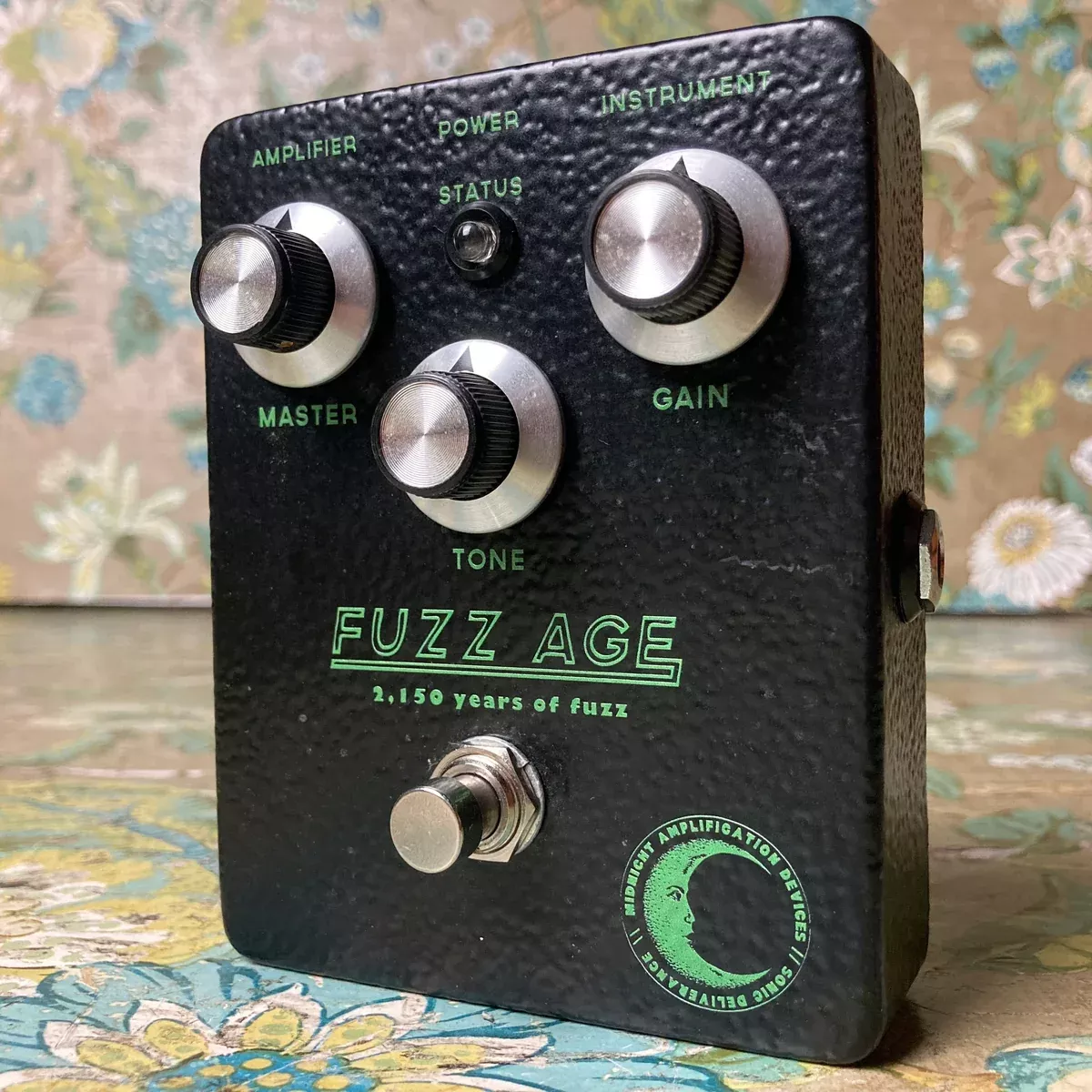 Midnight Amplification Fuzz Age