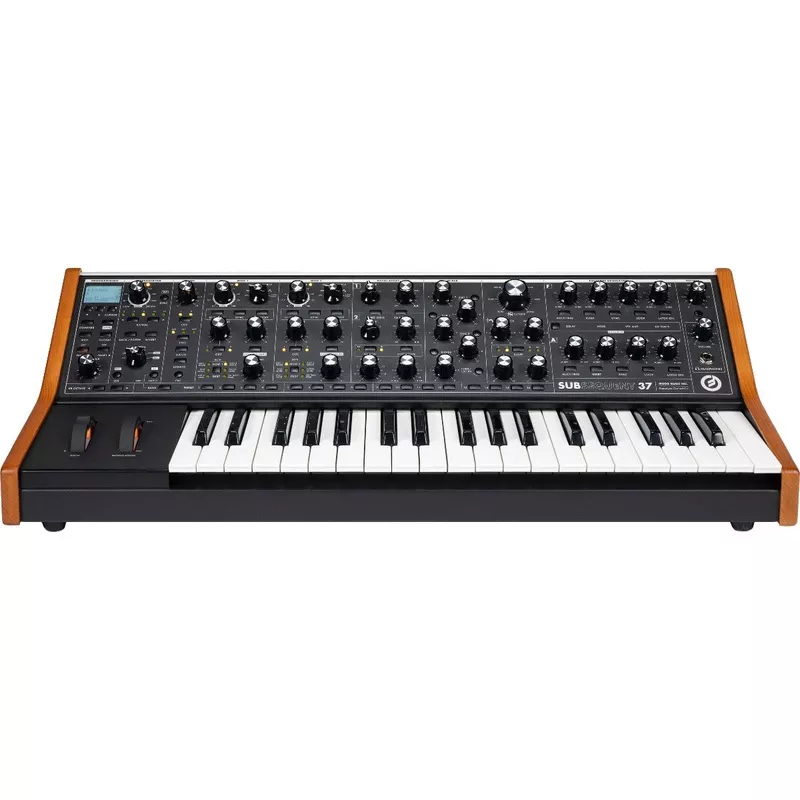 moog-subsequent-37-analog-synthesizer Moog Subsequent 37 Analog Synthesizer