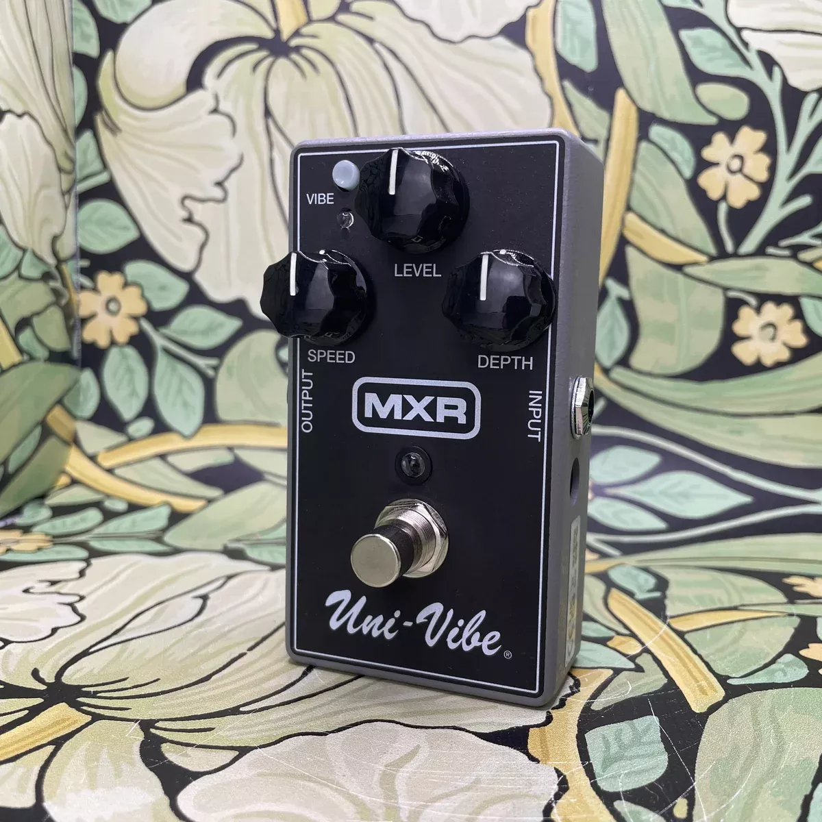 mxr-uni-vibe-chorus-vibrato MXR Uni-Vibe Chorus & Vibrato
