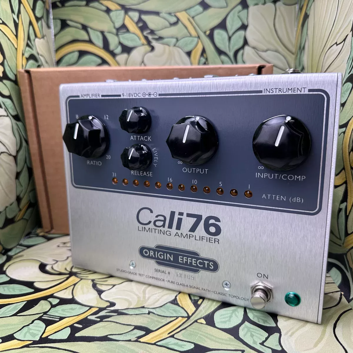 origin-effects-cali76-limiting-amplifier-tx Origin Effects Cali76 Limiting Amplifier TX