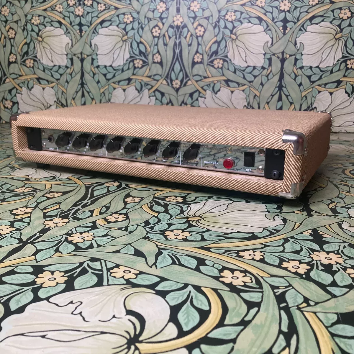 peavey-valverb-tube-preamp-spring-reverb-tremolo Peavey Valverb Tube Preamp and Spring Reverb/Tremolo