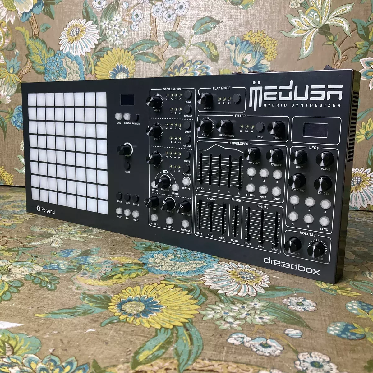 polyend-dreadbox-medusa-hybrid-synthesizer Polyend Dreadbox Medusa Hybrid Synthesizer