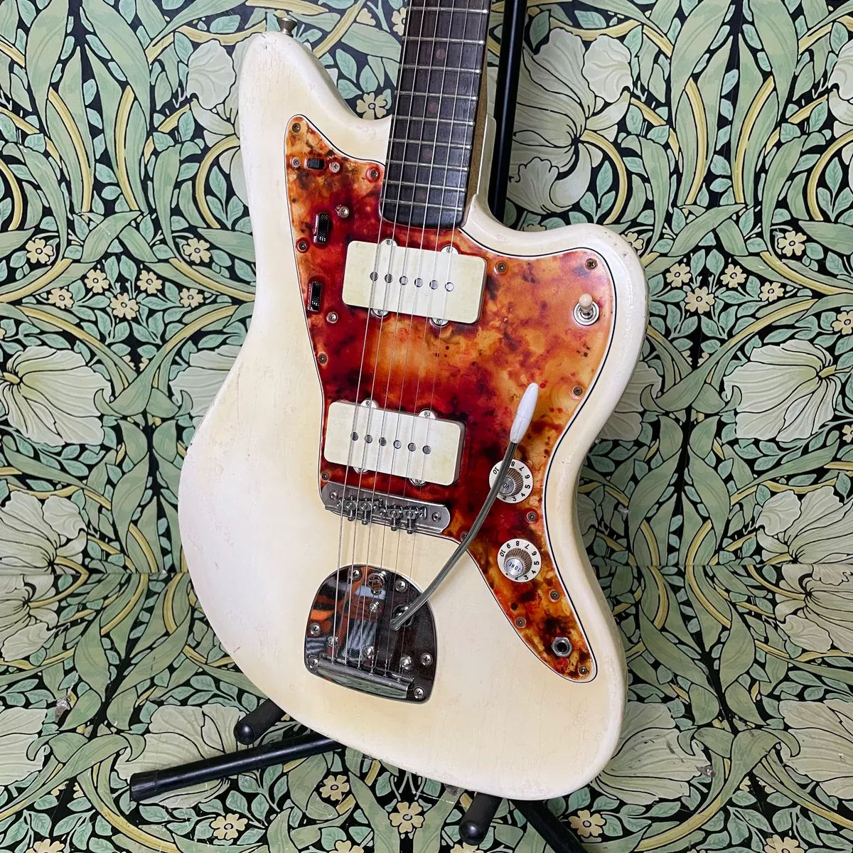 revelator-guitars-jazzcaster-olympic-white Revelator Guitars Jazzcaster Olympic White