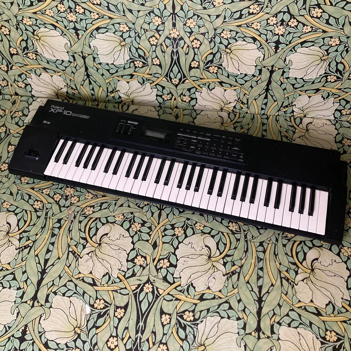 roland-xp-10-multi-timbral-synthesizer Roland XP-10 Multi-Timbral Synthesizer