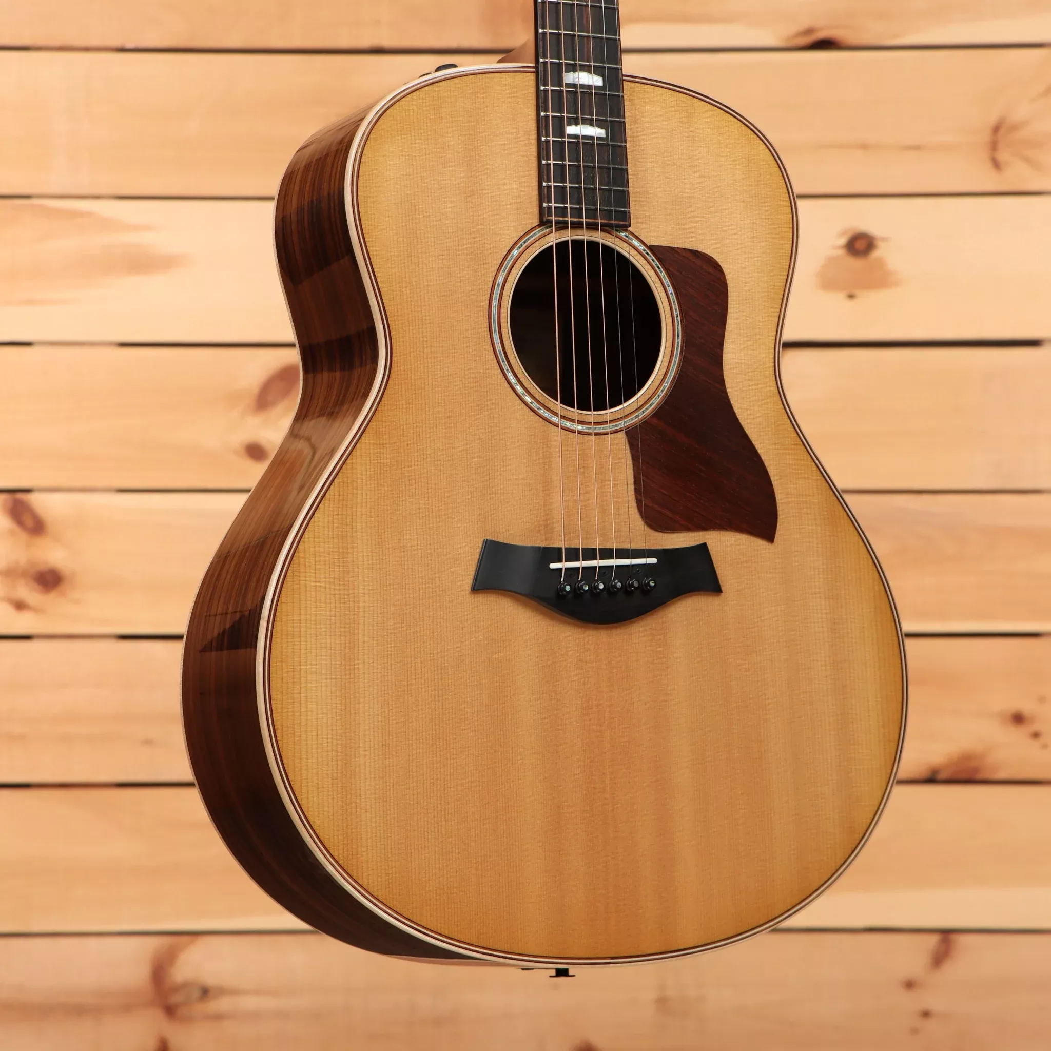 Taylor 818e - Natural