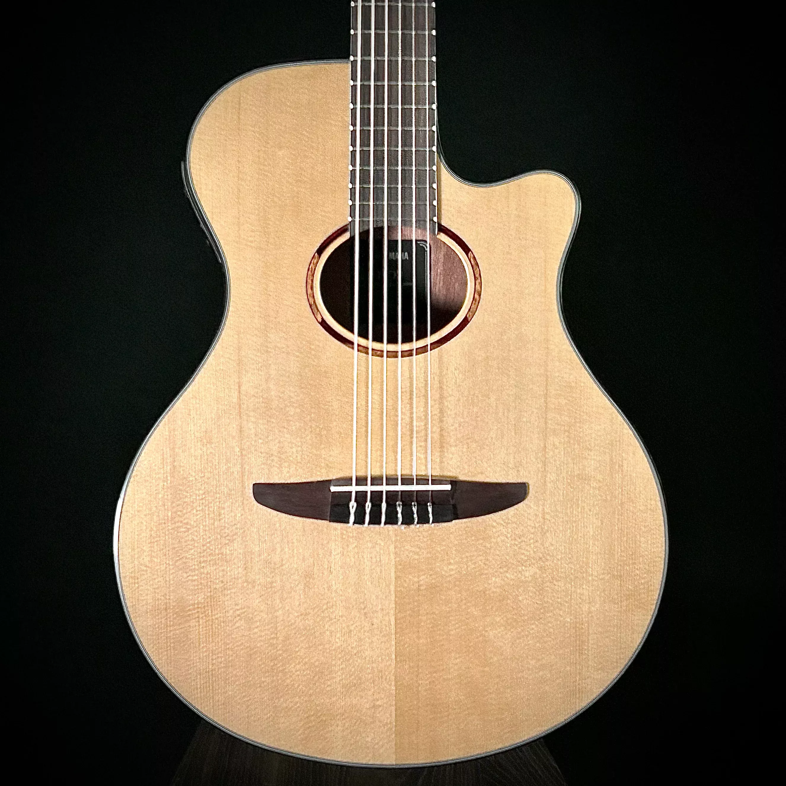 yamaha-nt-x1-electric-nylon-string-slim-neck Yamaha NT-X1 Electric Nylon String - Slim Neck